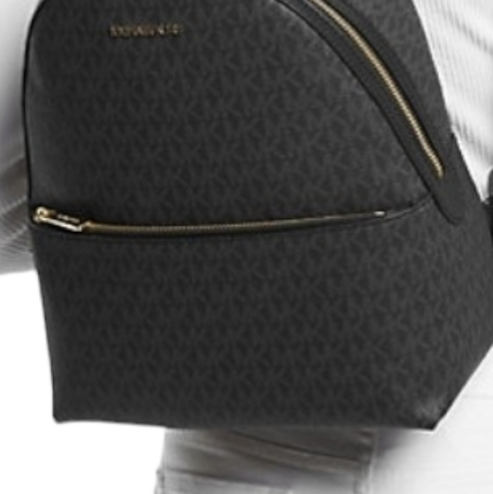Micheal kors backpack purse - Picture 5 of 5